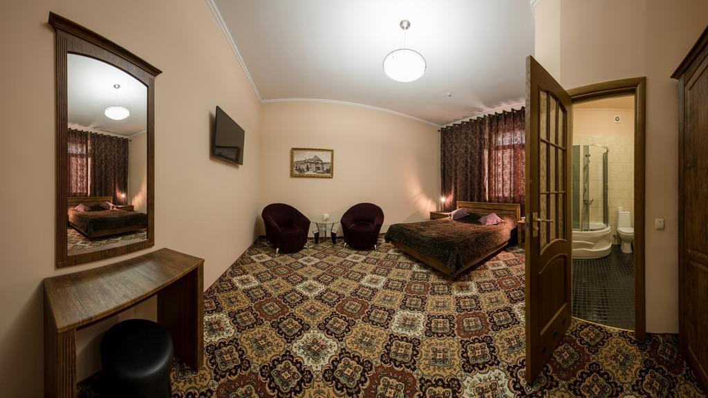 Premium Hotel Tsjernivsi Kamer foto